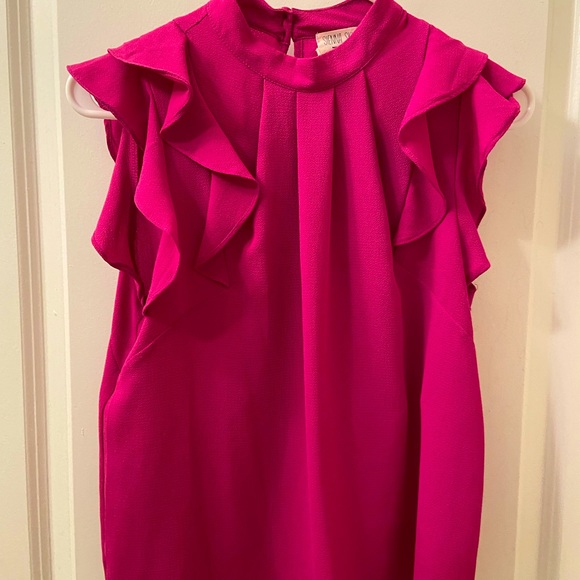 Vibrant pink top - Picture 1 of 6